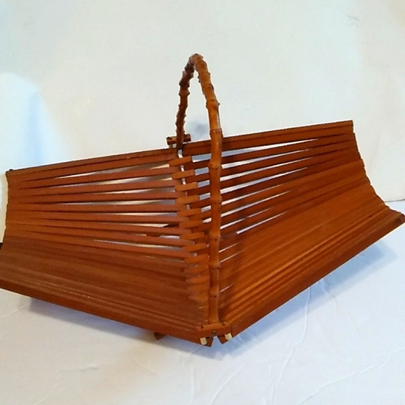 Other - Mid Centry Style Basket